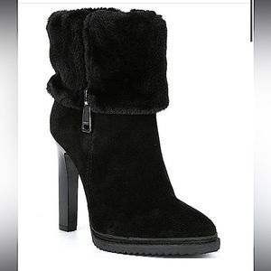 DKNY Womens boots Sonya High-Heel Suede Faux Fur Cuff Booties zipper black NWOT